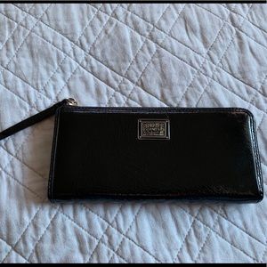 Coach Bags - EUC Coach Poppy Wallet Coach Bags - EUC Coach Poppy Wallet